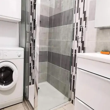 3 For 7 People Apartament